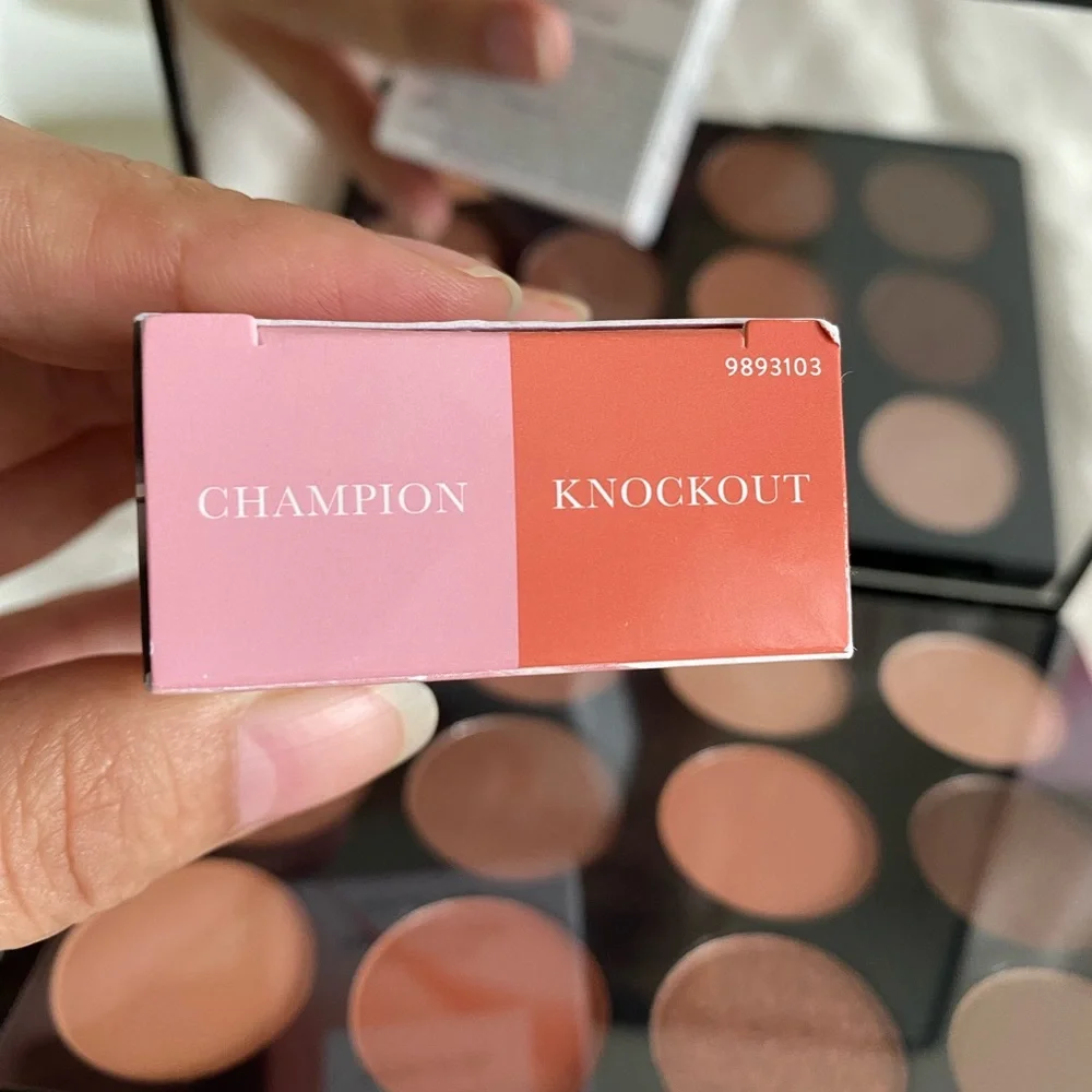 Laura Geller Eyeshadow Palette and MINI TINTED LIP OIL COLORS CHAMPION,KNOCKOUT - Picture 7 of 12